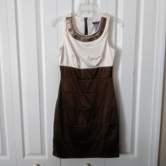 Olive and Cream Dress Size 4 - Picture 1 of 5